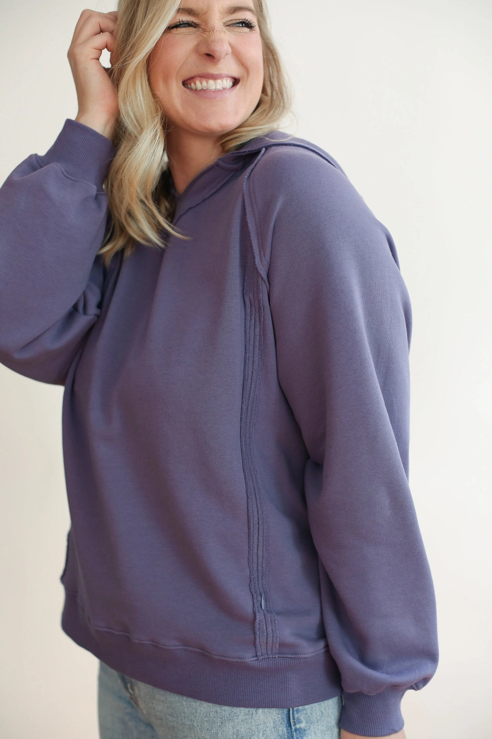 Big Hug Vertical Zip Breastfeeding Hoodie - Movemama Apparel
